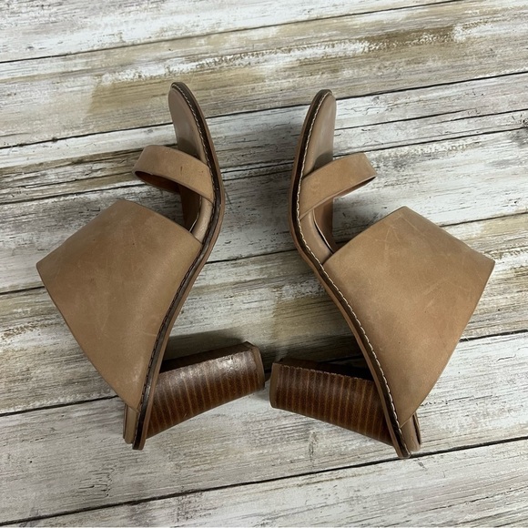 Alias Mae Evoke Mule Heel Sandal - Picture 9 of 16